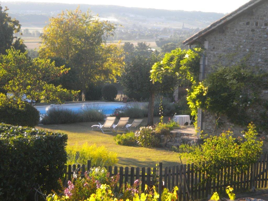 Chambres d'Hôtes La Pocterie Vouneuil-sur-Vienne Exterior foto